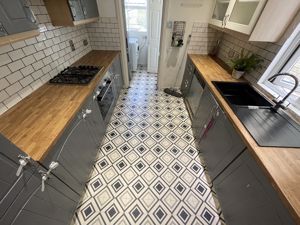 Photo 5- click for photo gallery